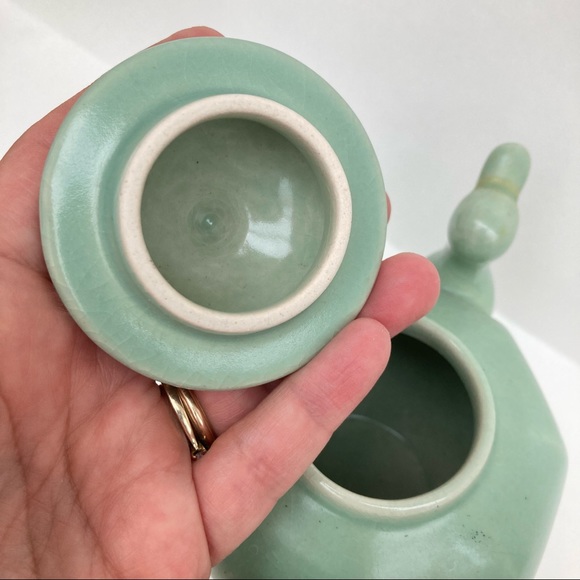 Duck Spout Teapot - Picture 6 of 8